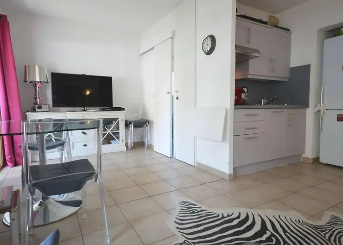 Apartman 2 Center Cannes