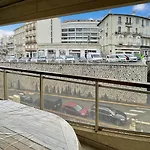 2 Center * Cannes